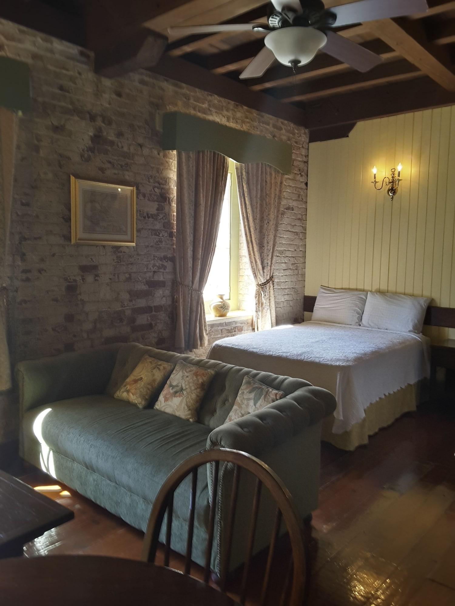 Copper And Lumber Store Hotel English Harbour Екстериор снимка