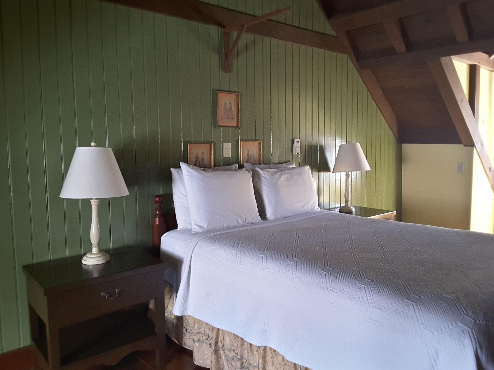 Copper And Lumber Store Hotel English Harbour Екстериор снимка