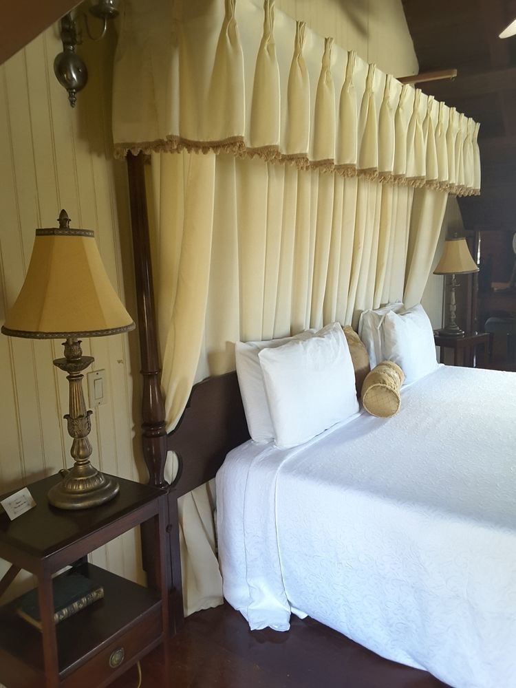 Copper And Lumber Store Hotel English Harbour Екстериор снимка